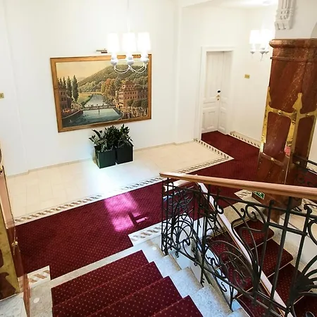 Lazensky Tosca 3*